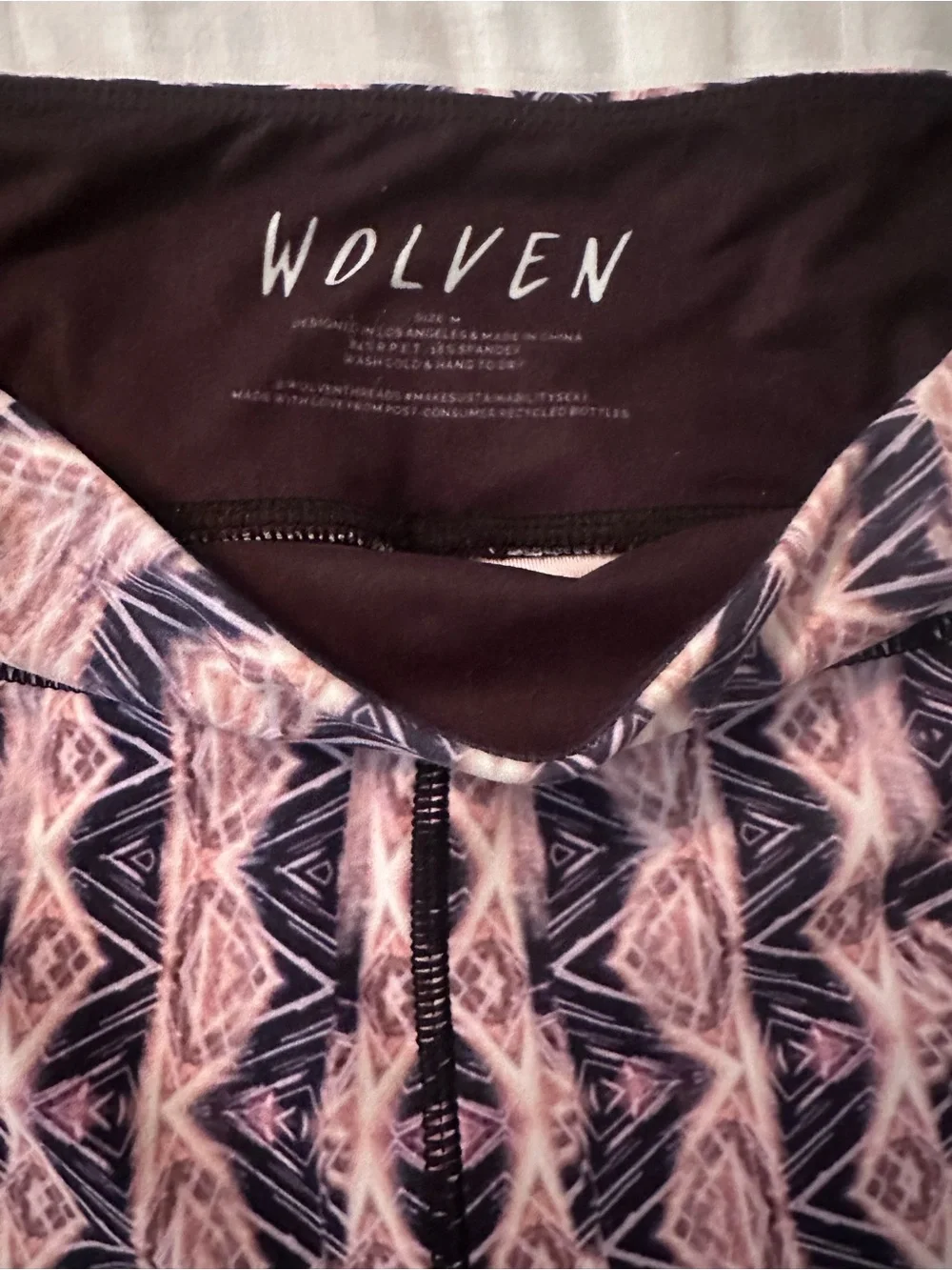 Wolven Pink & Black Geometric Print Athletic Set